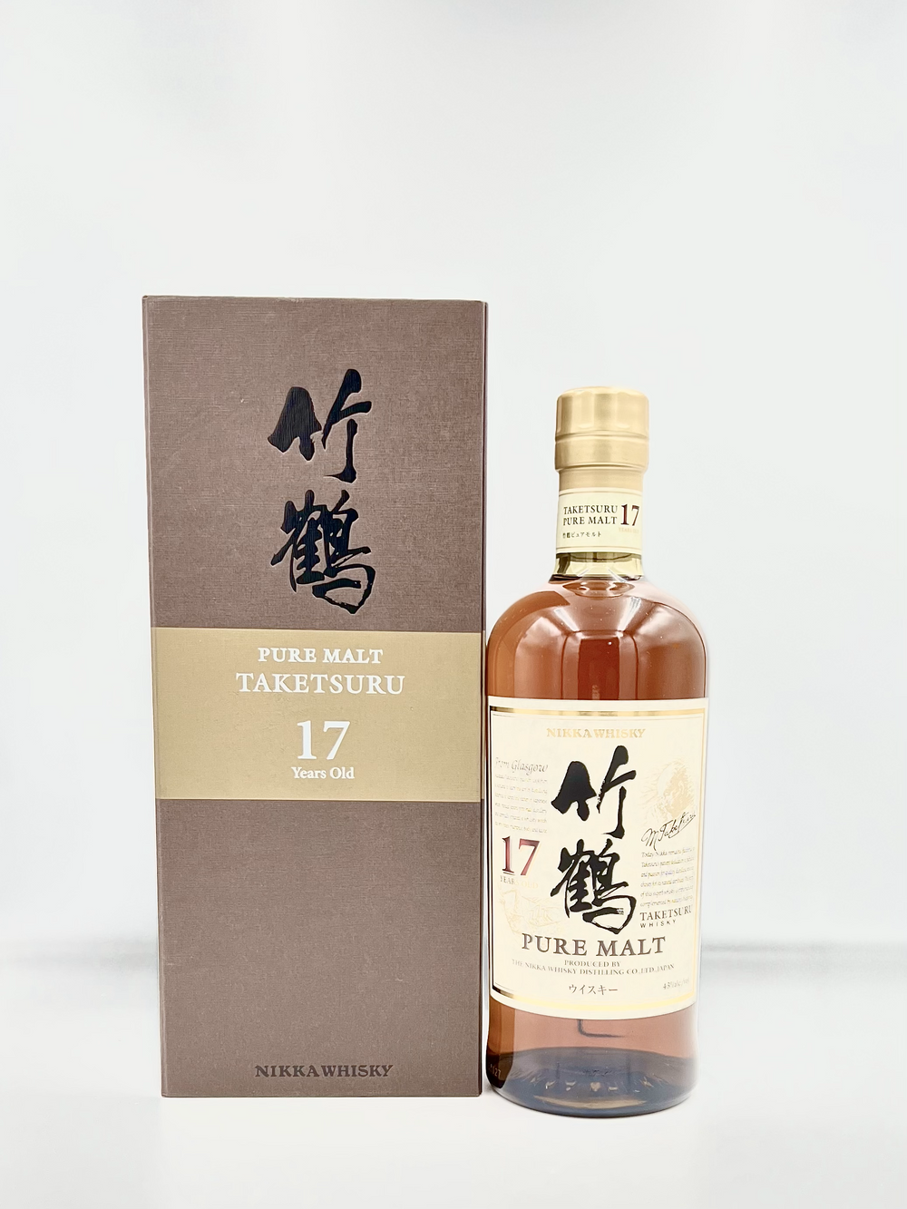 Nikka Taketsuru 17 Year Old Pure Malt Japanese Whisky  (With Wooden Gift Box)